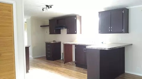 9670 NW Front St, De Motte, IN 46310 photo 4