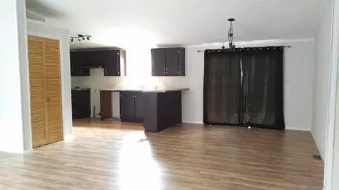 9670 NW Front St, De Motte, IN 46310 photo 3