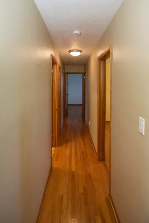 8243 Monroe Ave, Munster, IN 46321 photo 5