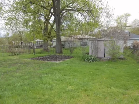 1340 N Broad St, Griffith, IN 46319 photo 3