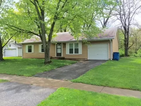 17550 Willowbrook Dr, Lowell, IN 46356 photo 1