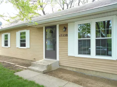 17550 Willowbrook Dr, Lowell, IN 46356 photo 2
