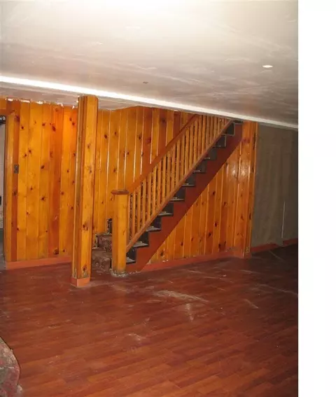 700 Arthur St, Gary, IN 46404 photo 9