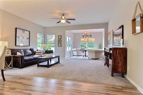 1191 Glasgow Dr, Griffith, IN 46319 photo 7