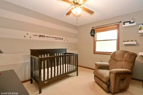 340 Manchester Ct, Griffith, IN 46319 photo 7
