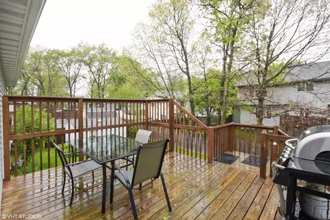 340 Manchester Ct, Griffith, IN 46319 photo 10