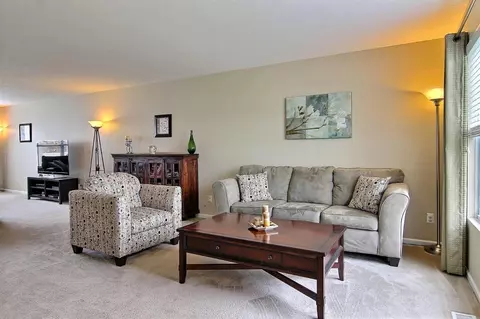270 E 129th Pl, Crown Point, IN 46307 photo 9