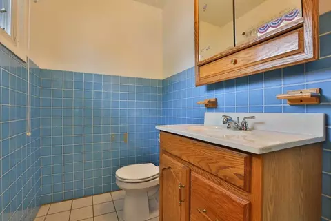 640 N Wheeler Ave, Griffith, IN 46319 photo 8