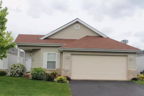 8200 Pointe Dr, Crown Point, IN 46307 photo 1