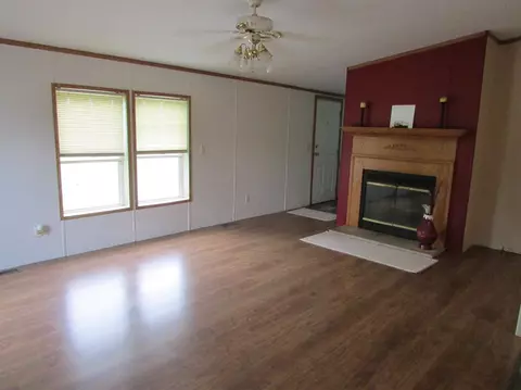 2561 E 500 S, La Porte, IN 46350 photo 6