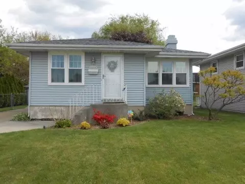 1007 W Pine Pl, Griffith, IN 46319 photo 2