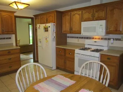 1502 Janice Ln, Munster, IN 46321 photo 9