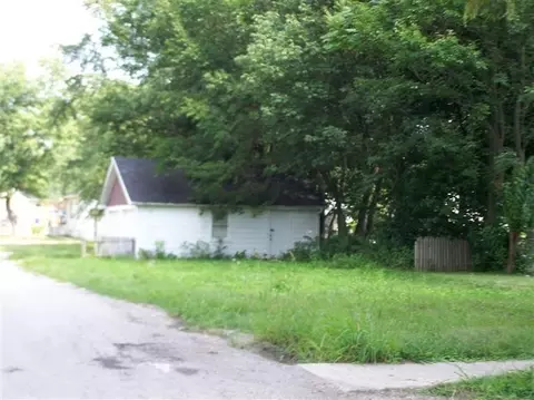 144 S S Un, Crown Point, IN 46307 photo 1