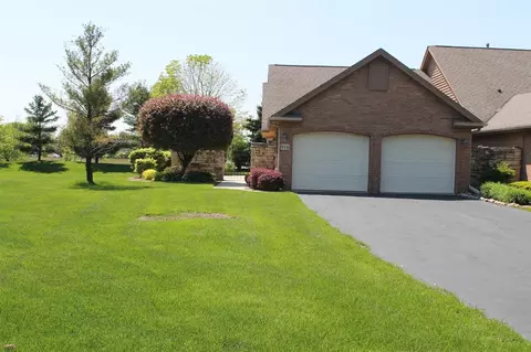 916 Cornwallis Ln, Munster, IN 46321 photo 1