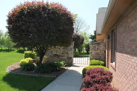 916 Cornwallis Ln, Munster, IN 46321 photo 3