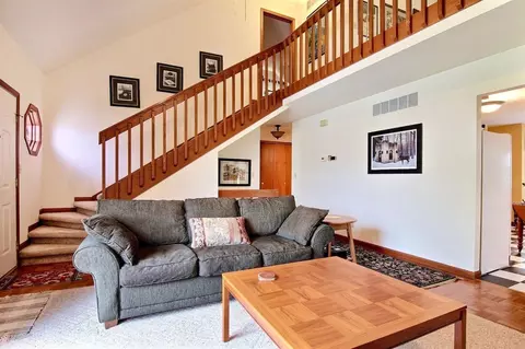 155 Pheasant Run, Porter, IN 46304 photo 2