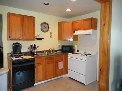 324 Beam St, Porter, IN 46304 photo 5