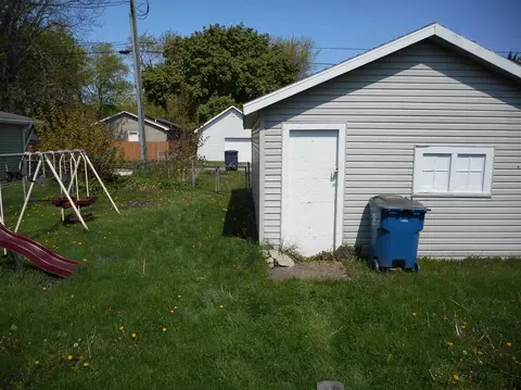 324 Beam St, Porter, IN 46304 photo 3