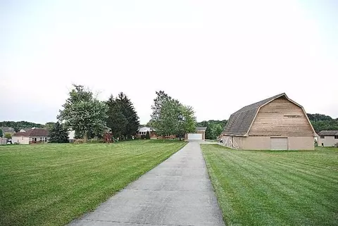 9015 Colfax St, Crown Point, IN 46307 photo 8