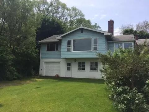 8610 Pine Ave, Gary, IN 46403 photo 1