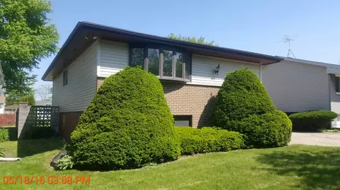 1737 Wilson St, Gary, IN 46404 photo 2