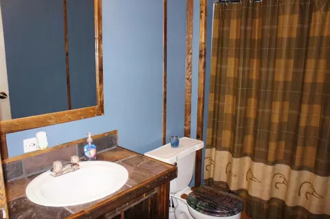 137 W 1000, Wheatfield, IN 46392 photo 5