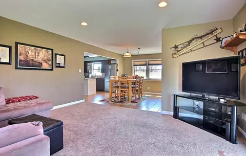 345 Maple Ln, Crown Point, IN 46307 photo 2