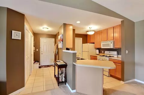 604 Cambridge Ct #2D, Munster, IN 46321 photo 7