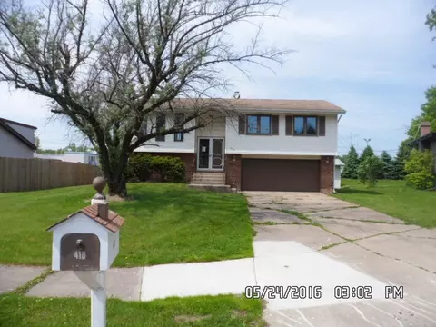 410 E 34th Ct, Griffith, IN 46319 photo 2