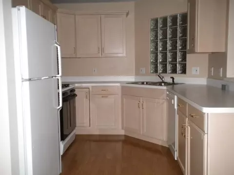 2720 Georgetowne Dr #D-2, Highland, IN 46322 photo 10
