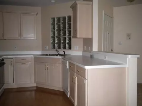2720 Georgetowne Dr #D-2, Highland, IN 46322 photo 7
