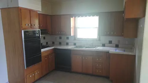 1300 Whitcomb St, Gary, IN 46404 photo 7