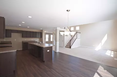 2104 Wicklow Dr, Valparaiso, IN 46385 photo 5