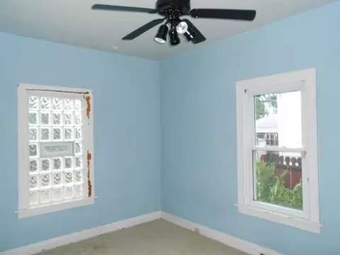 331 Taft St, Gary, IN 46404 photo 8