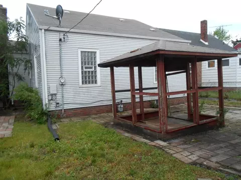 331 Taft St, Gary, IN 46404 photo 10