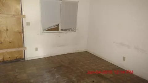 1028 Stevenson St, Gary, IN 46406 photo 6