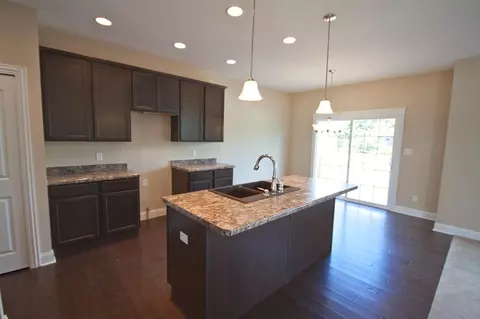2450 Naples Dr, Valparaiso, IN 46385 photo 5