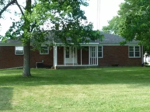 417 E Main St, Brook, IN 47922 photo 8