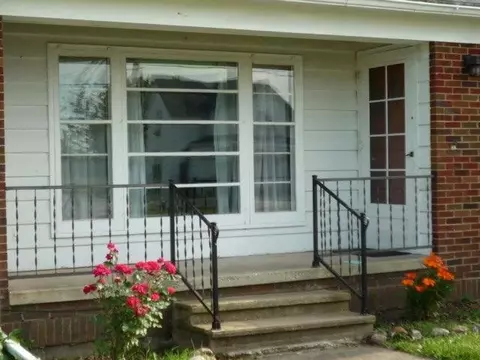 417 E Main St, Brook, IN 47922 photo 4