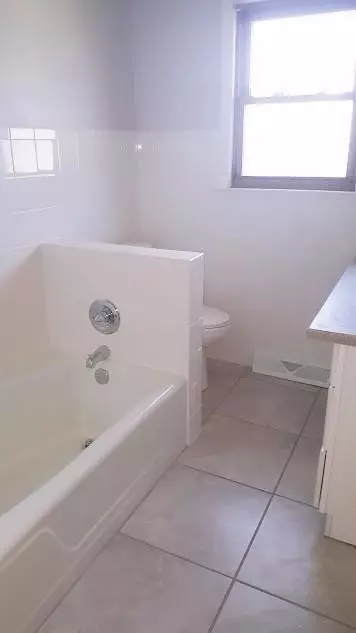 939 W Ash St, Griffith, IN 46319 photo 7