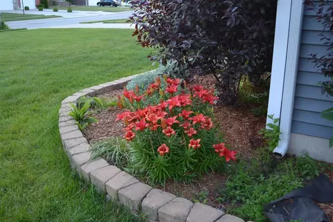 1157 Kinner Dr, Burns Harbor, IN 46304 photo 3