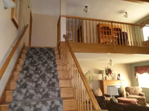 441 Cambridge Rd, Griffith, IN 46319 photo 7
