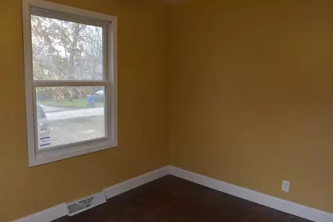 2748 Hamlin St, Gary, IN 46406 photo 7
