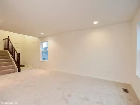 11146 Tennessee St, Crown Point, IN 46307 photo 2