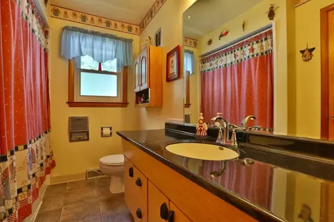 609 N Jay St, Griffith, IN 46319 photo 6