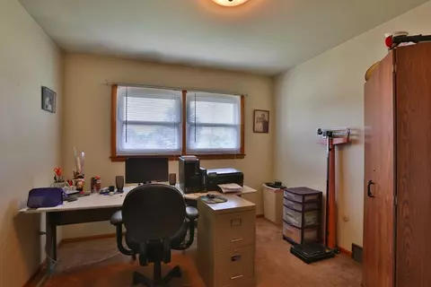 609 N Jay St, Griffith, IN 46319 photo 8