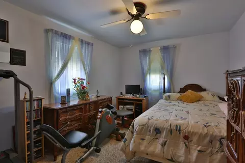 601 E Ash Pl, Griffith, IN 46319 photo 10