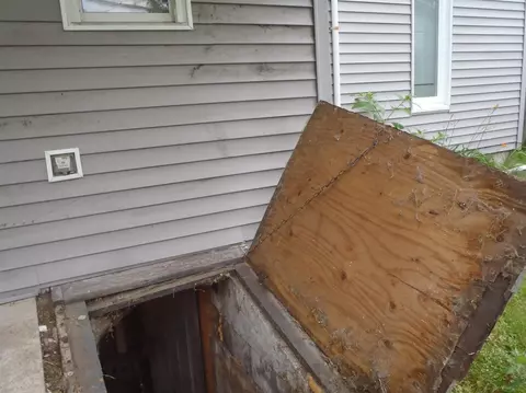 307 W Davis St, Hamlet, IN 46532 photo 5