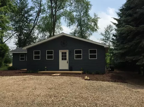5206 E Miami Trl, Rolling Prairie, IN 46371 photo 1