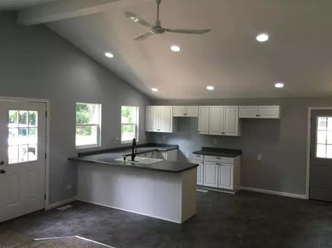 5206 E Miami Trl, Rolling Prairie, IN 46371 photo 3